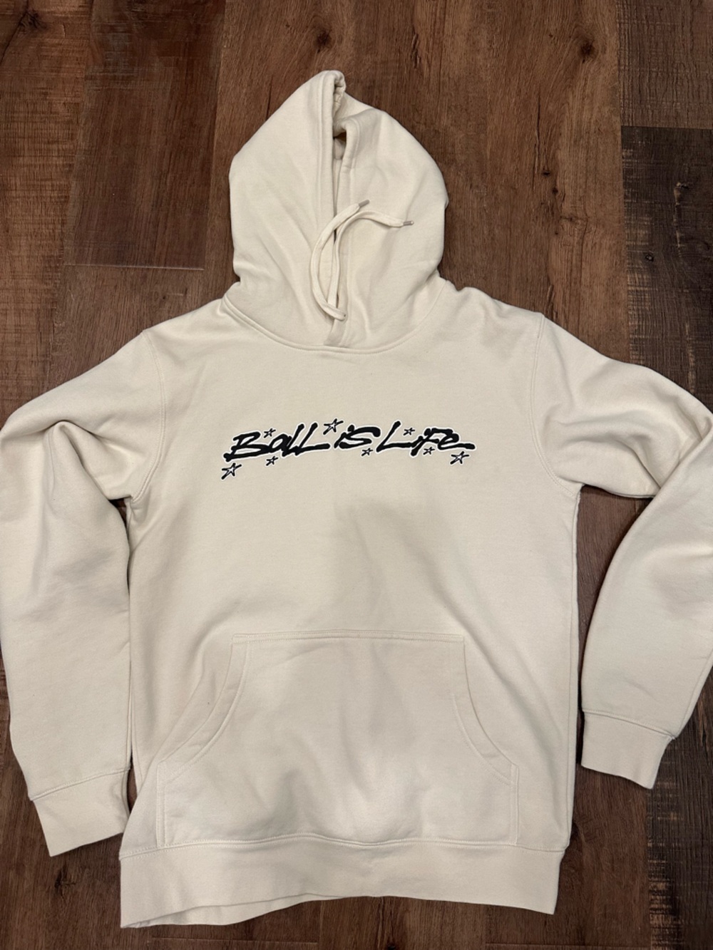 Ball is life Men's Cream premium puff Graphic Hoodie size small